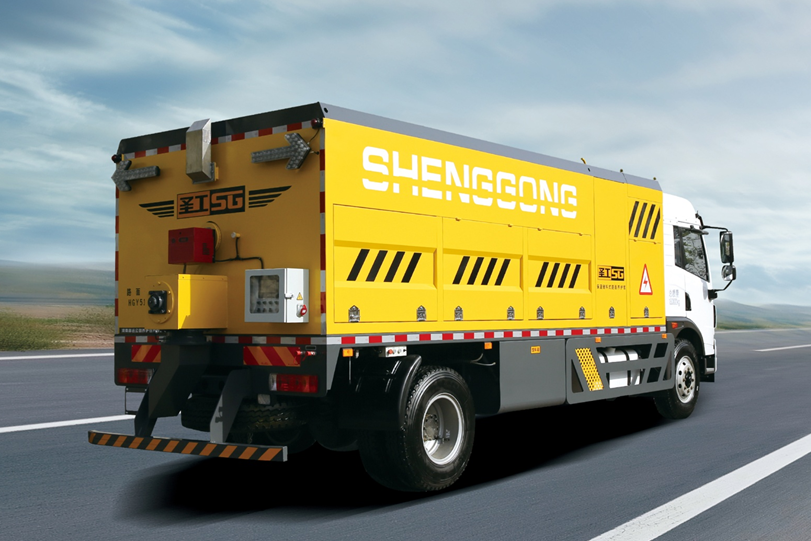 HGY5181TYH保溫儲料式路面養護車